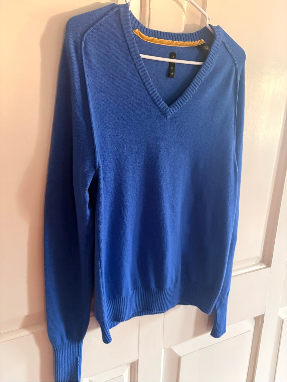 Aura Blue V-Neck Sweater Size Medium, Cashmere Cotton Blend Knit Pullover Jumper